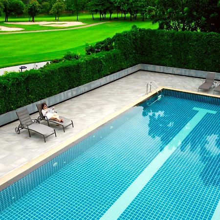 Tinidee Hotel Bangkok Golf Club - Sha Certified Pathum Thani Exterior photo