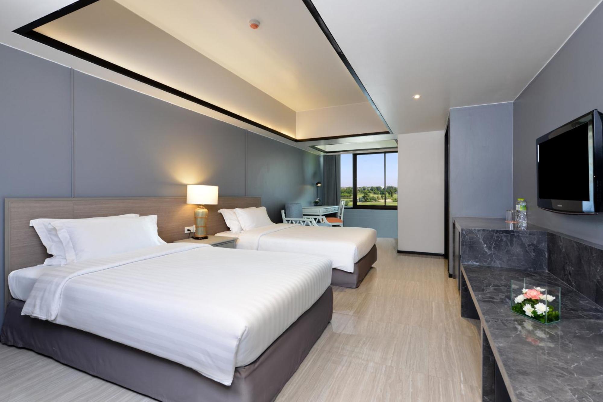 Tinidee Hotel Bangkok Golf Club - Sha Certified Pathum Thani Exterior photo