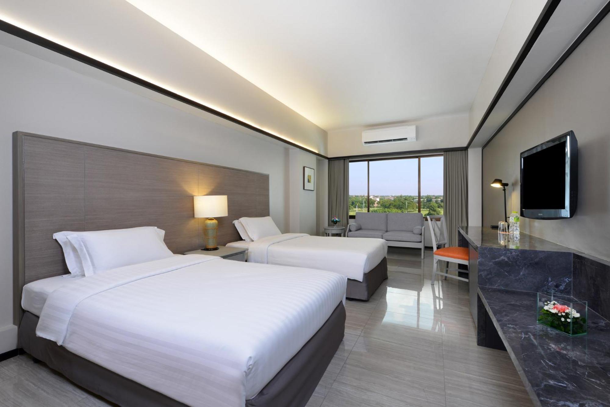 Tinidee Hotel Bangkok Golf Club - Sha Certified Pathum Thani Exterior photo